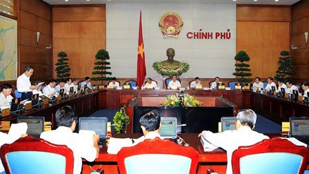 Government monthly meeting  - ảnh 1